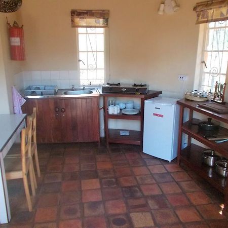 Limerick Cottages Bulawayo Bagian luar foto