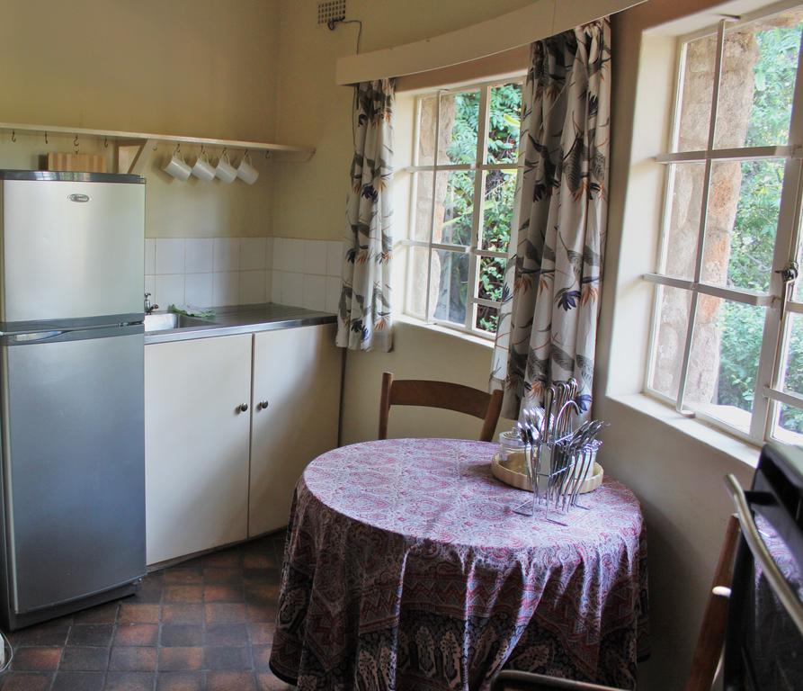 Limerick Cottages Bulawayo Bagian luar foto